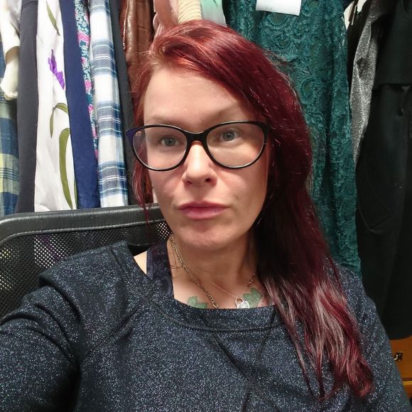 Meet your Posher, Jill - Picture 1 of 1